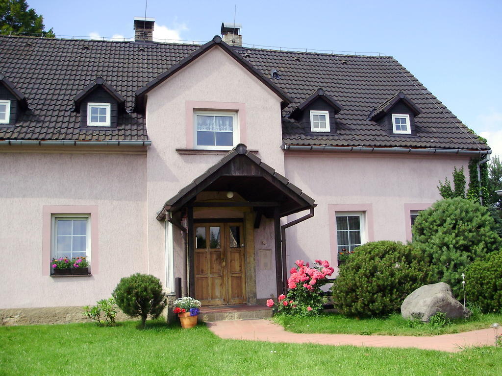 Ubytovani Doma Hotel Tisa Exterior photo